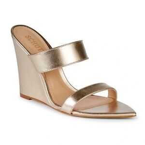 SCHUTZ Soraya Wedge Napa Platina in Metallic Gold size 7